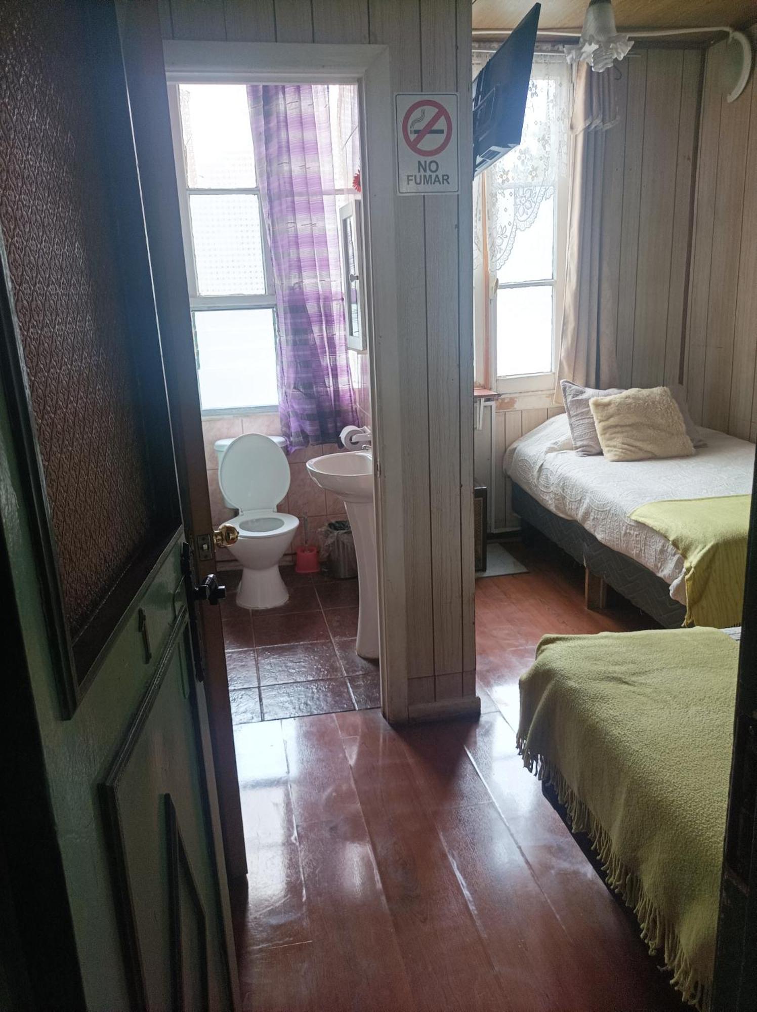 푼타아레나스 Alojamiento Familiar Rey B&B 외부 사진